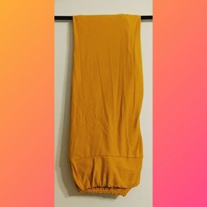 LulaRoe Tall and Curvy Leggings